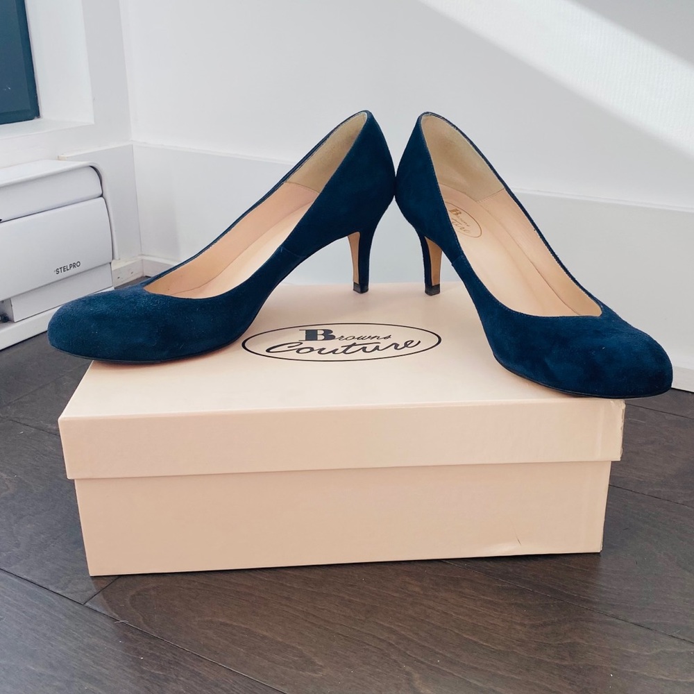 [SOLD] Brown Couture Suede Navy Blue High Heels - Picture 2 of 9